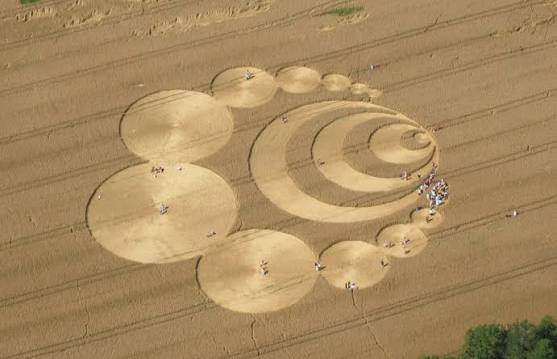 Geometric Shapes of Mystery crop circles.jpg