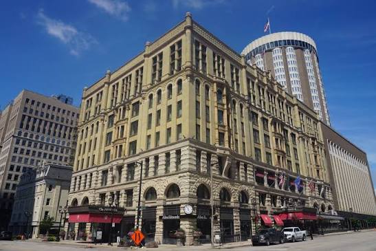 pfister hotel.jpg
